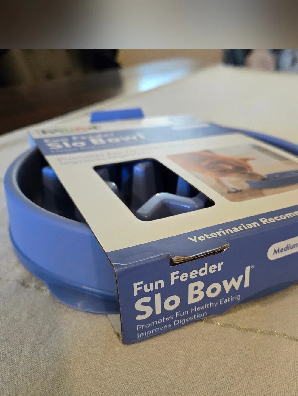 Outward Hound Fun Feeder Slow Feeder Dog Bowl, Blue, 2-cup